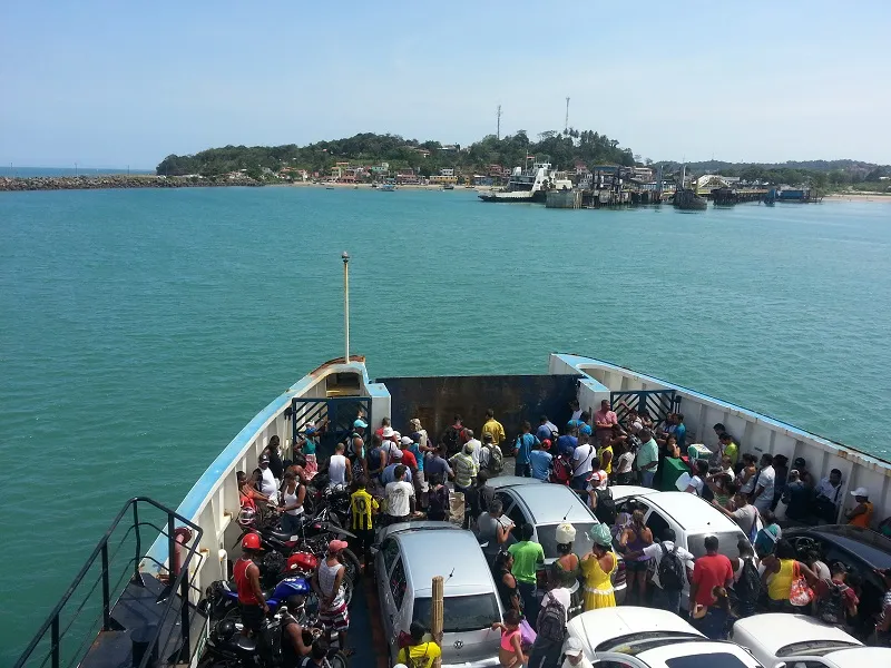 FERRY BOAT: Continua intenso o embarque para o Terminal de Bom Despacho nesta quinta-feira
