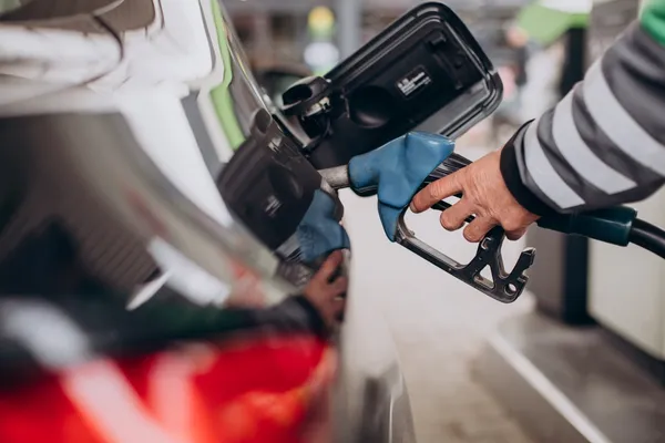 Acelen anuncia redução nos preços da gasolina e diesel na Bahia. Foto: Freepik