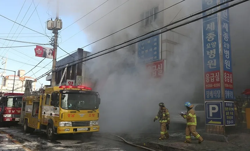 TRAGÉDIA: Incêndio em hospital sul-coreano deixa pelo menos 37 mortos