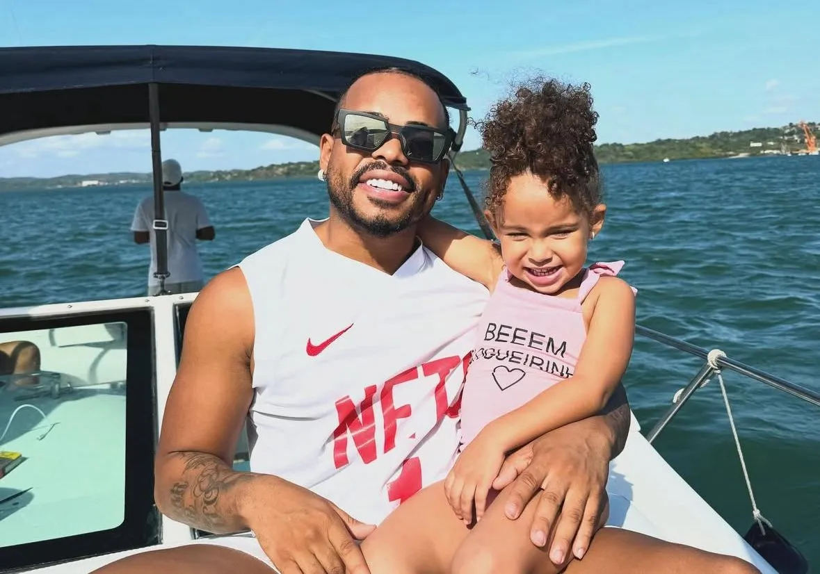 Cristian Bell explica ausência em aniversário da filha e ex rebate: 'Não ajudou'