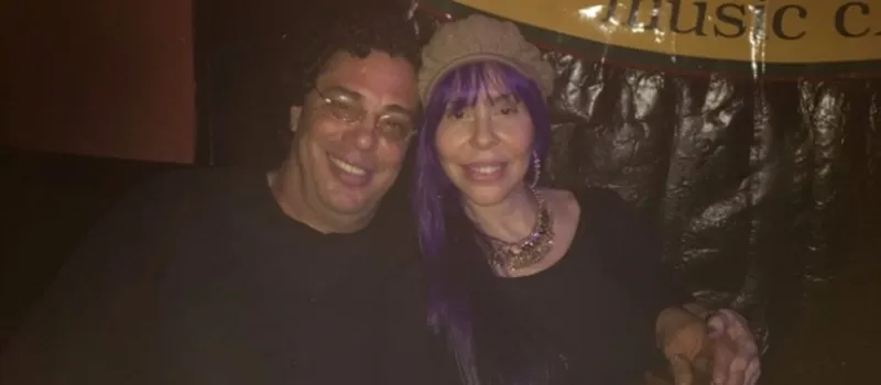 NOVO CASAL NA PRAÇA: Walter Casagrande e Baby do Brasil assumem relacionamento