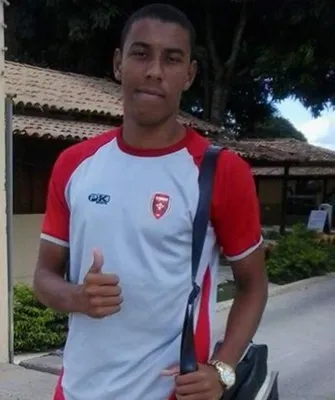 Jogador do Serrano morre em acidente de moto na BR-367