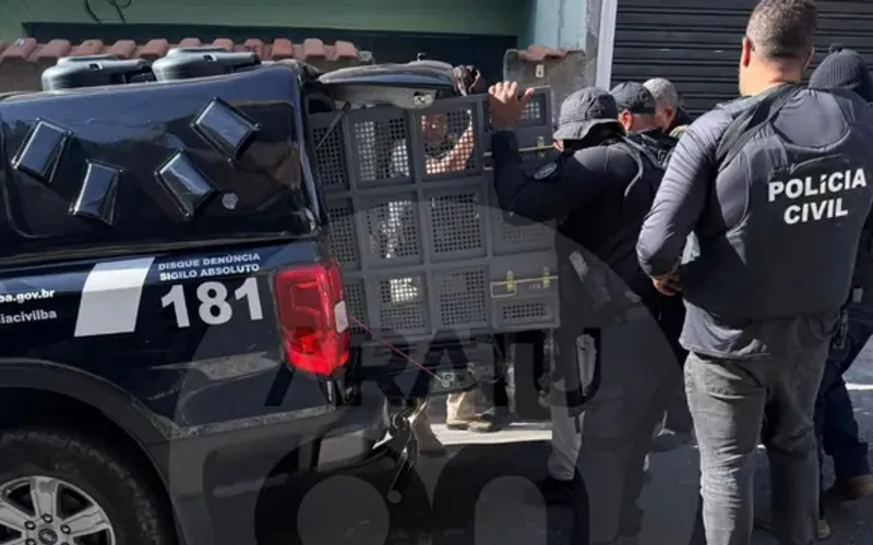 Ap&oacute;s uma troca de tiros, quatro homens foram encontrados baleados. Eles foram socorridos e levados para a Santa Casa de Miseric&oacute;rdia/Foto: Jamerson Oliveira&nbsp;