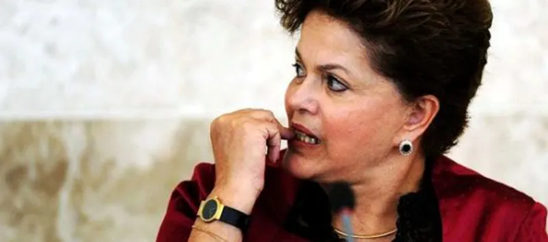 Defesa de Dilma protocola último recurso no STF para tentar anular impeachment