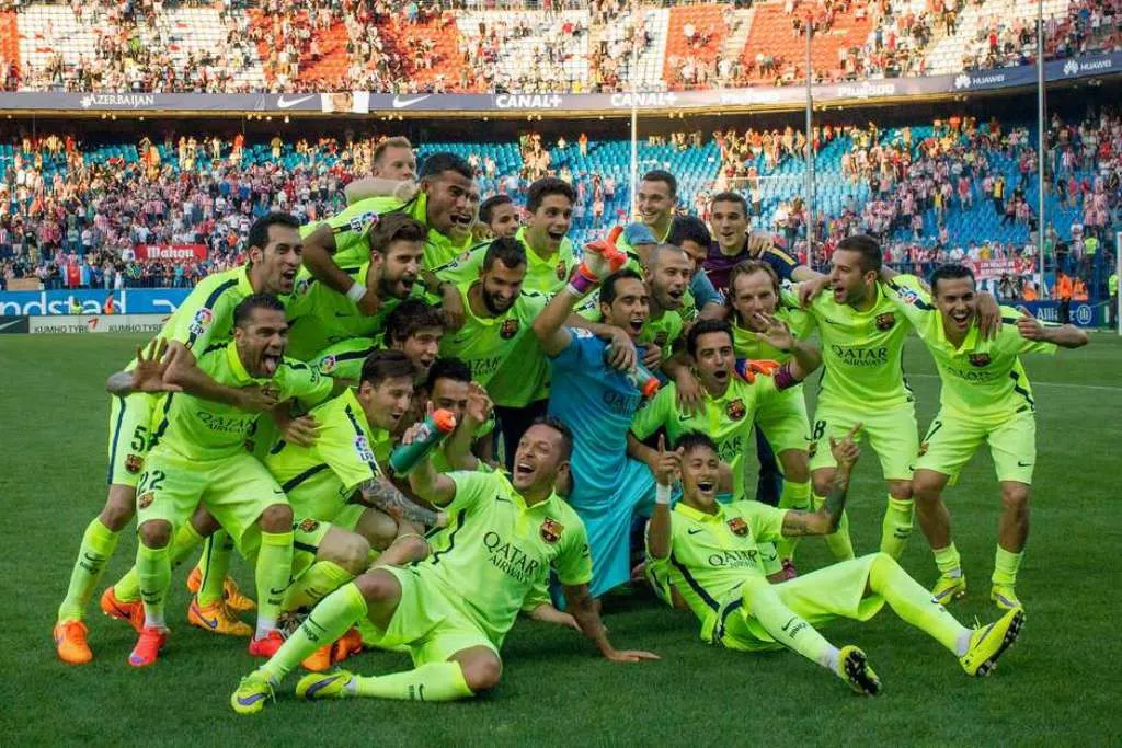 Messi decide contra Atlético, e Barça é campeão em Madri
