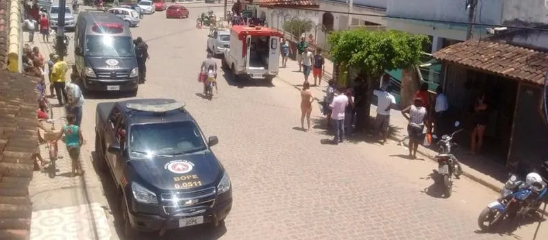 TENSÃO MATERNAL: Filho faz mãe refém dentro de casa no interior da Bahia