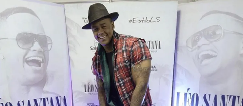 VEM COM O GIGANTE: Apostando em sanfona, Léo Santana grava CD em 1ª participação no Arraiá do Galinho