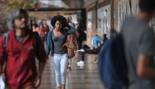 Cotas raciais em universidades é apoiada por maioria da população; 34% são contra, diz Datafolha