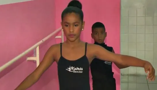 Pré-selecionada para Escola de Teatro Bolshoi, baiana de 9 anos faz “vakinha” para custear viagem; saiba como ajudar