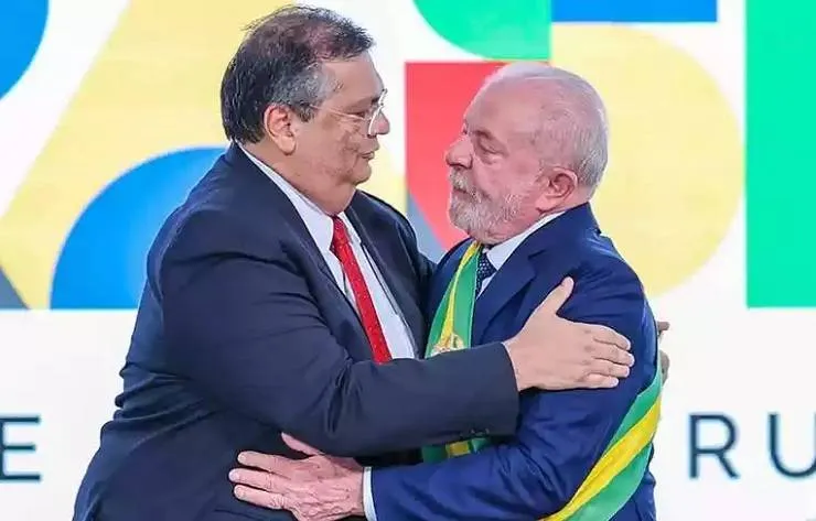 Lula decide indicar Flávio Dino para uma cadeira no Supremo Tribunal Federal