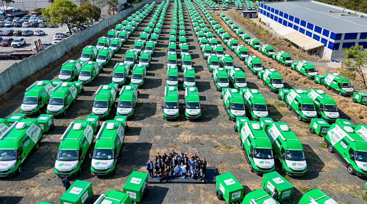 Bahia recebe 54 unidades odontológicas móveis do Governo Federal