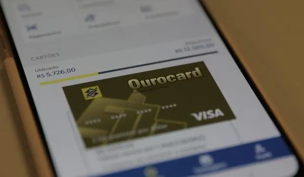 Banco do Brasil anuncia fechamento parcial de agências e esclarece dúvidas sobre prova de vida do INSS