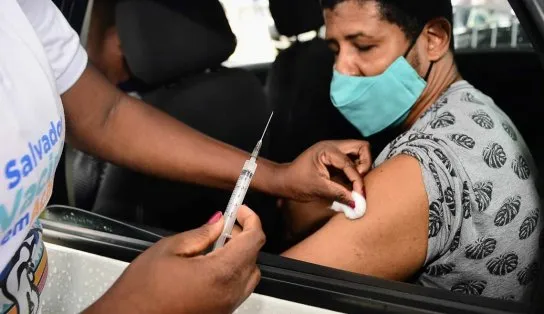 Covid-19: Salvador segue com aplicação da 1ª à 5ª dose nesta terça