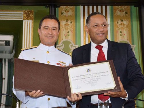 Almir Garnier foi consdecorado com título de Cidadão Soteropolitano, em 2018 | Foto: CMS