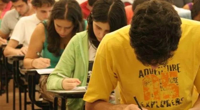 HORA DO ENEM: Mais de um milhão de estudantes já acessaram plataforma gratuita de estudos; Saiba como se cadastrar