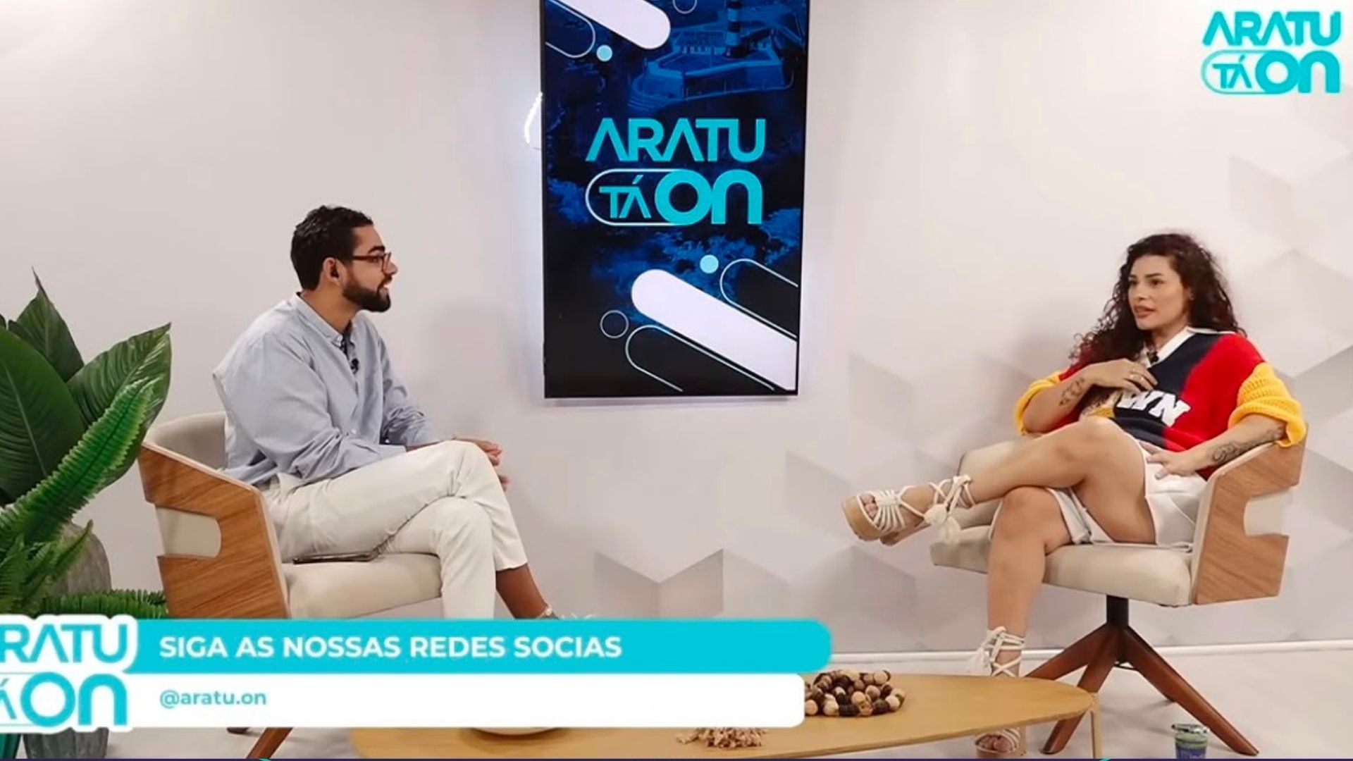 Aila Menezes revela que quase desistiu da música há três meses