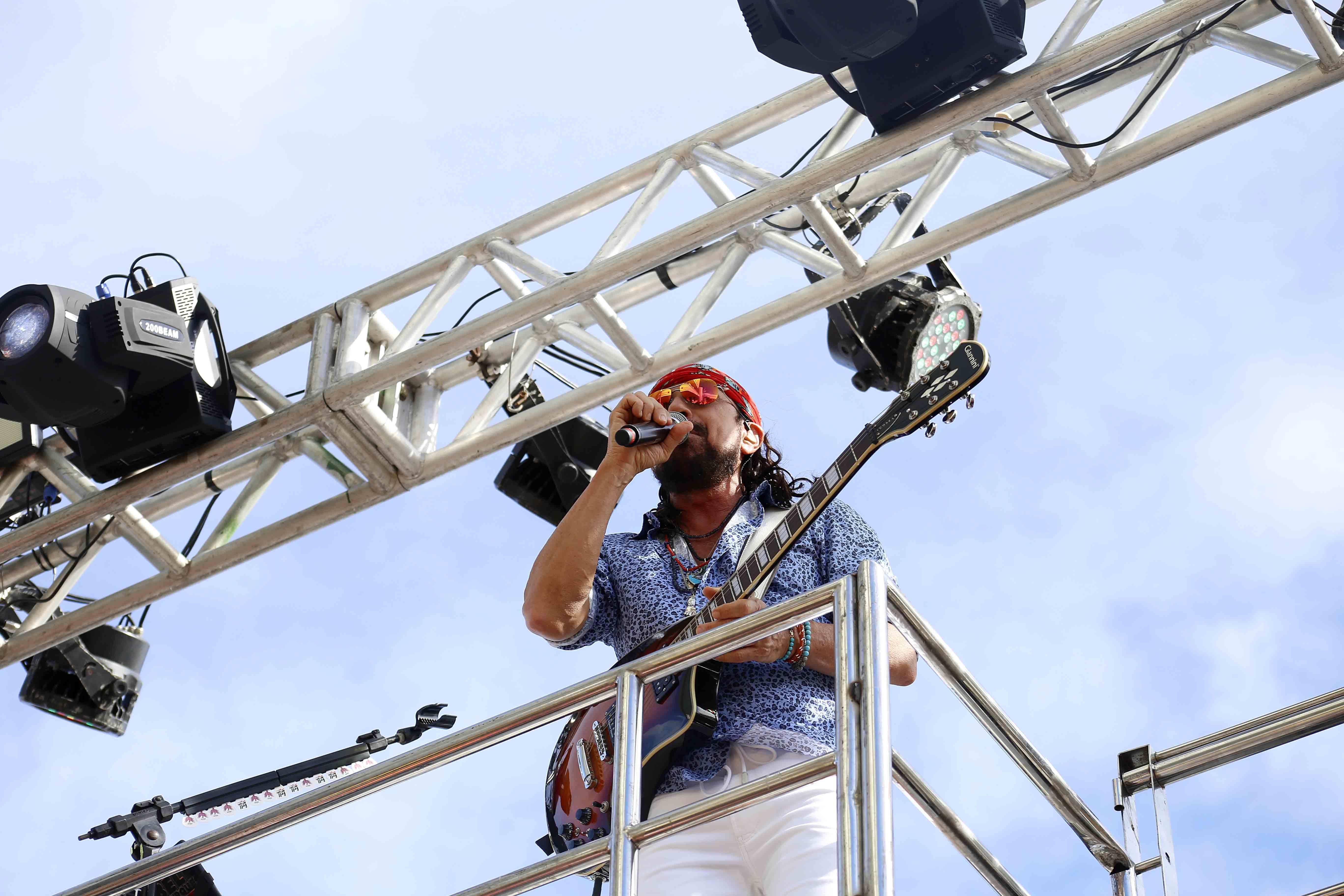 Cantor, compositor, produtor musical e multi-instrumentista, Bell ganhou proje&ccedil;&atilde;o nacional como vocalista do Chiclete com Banana. | Foto: Alfredo Filho/Secom PMS