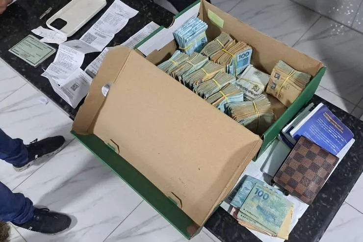 PF investiga organização envolvida no tráfico de entorpecentes; mandados são cumpridos em Salvador