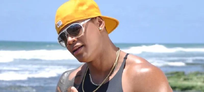 QUASE NUDES: O cantor faz foto sensualizando e posta nas redes sociais, Confira