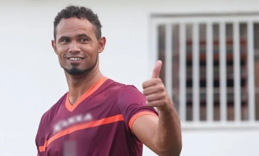 Justiça concede progressão ao regime semiaberto ao goleiro Bruno