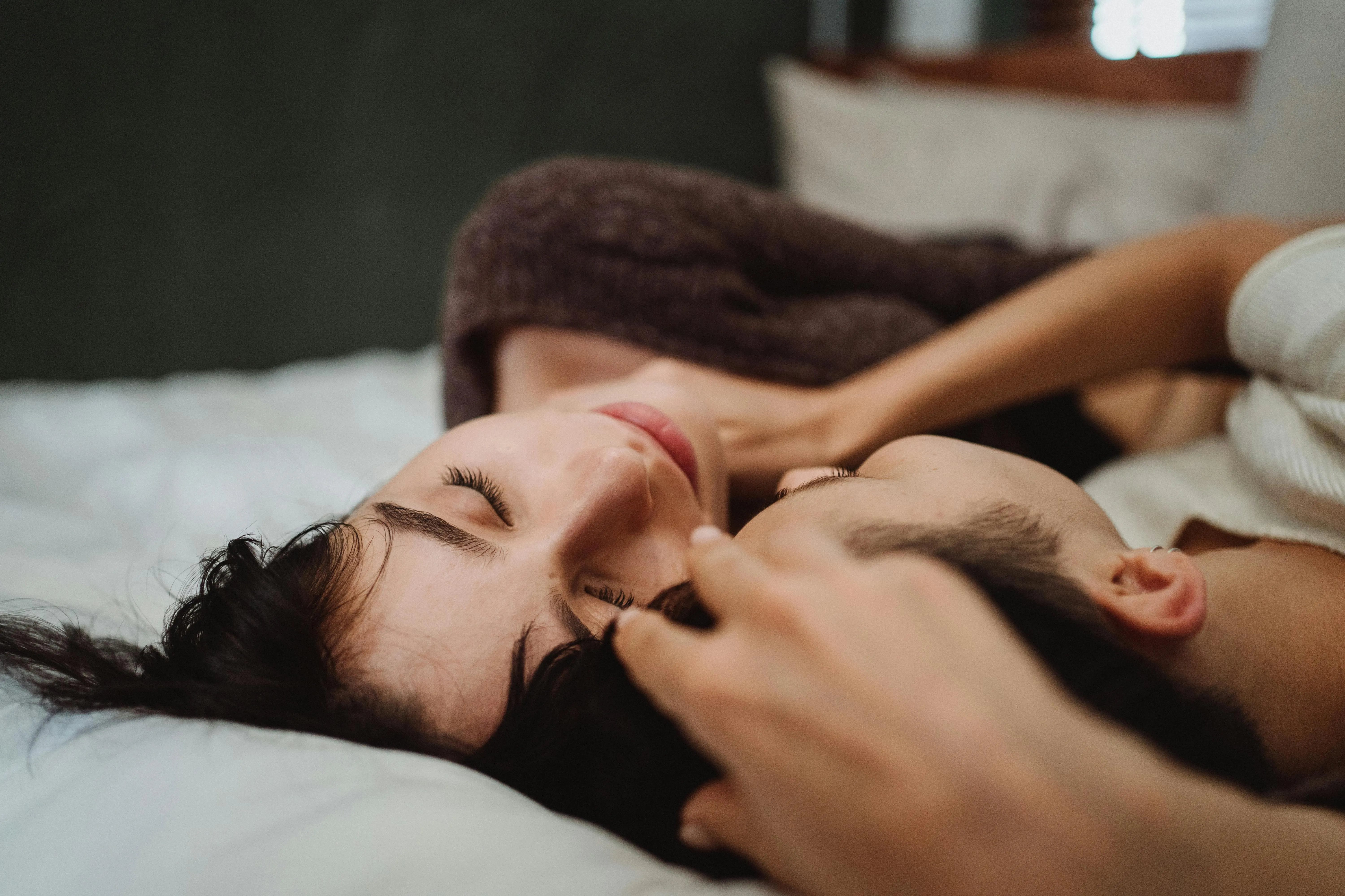 Fazer sexo uma ou duas vezes por semana reduz risco de depressão, diz estudo