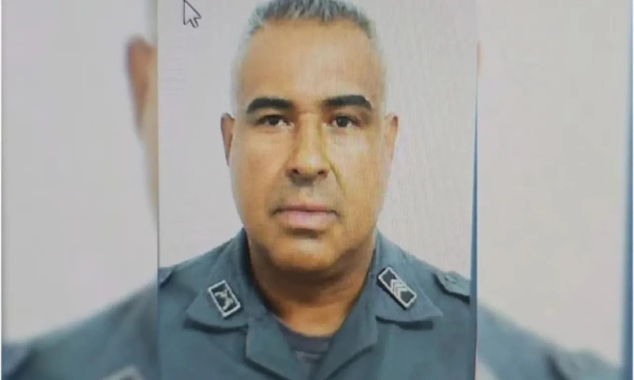 Policial 