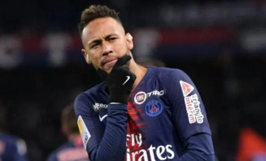 Barcelona chega a acordo com PSG e deve anunciar retorno do atacante, diz TV