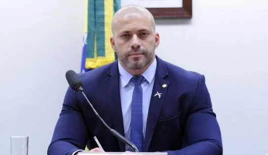 O ministro Alexandre de Moraes, do Supremo Tribunal Federal (STF), negou o pedido de liberdade para o deputado Daniel Silveira (PSL-RJ). Ele foi detido no dia 16 de fevereiro, após divulgar um vídeo c