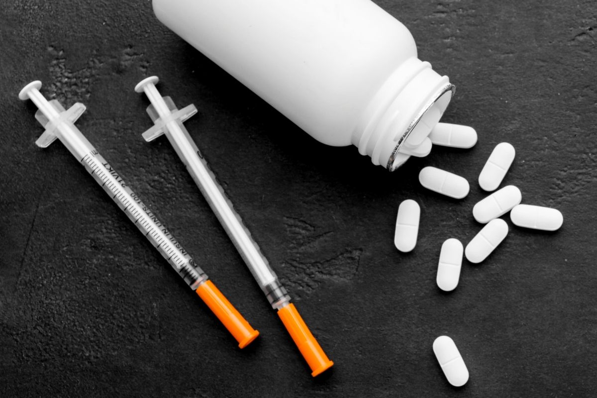 O uso de anabolizantes e hormônios, conhecidos como