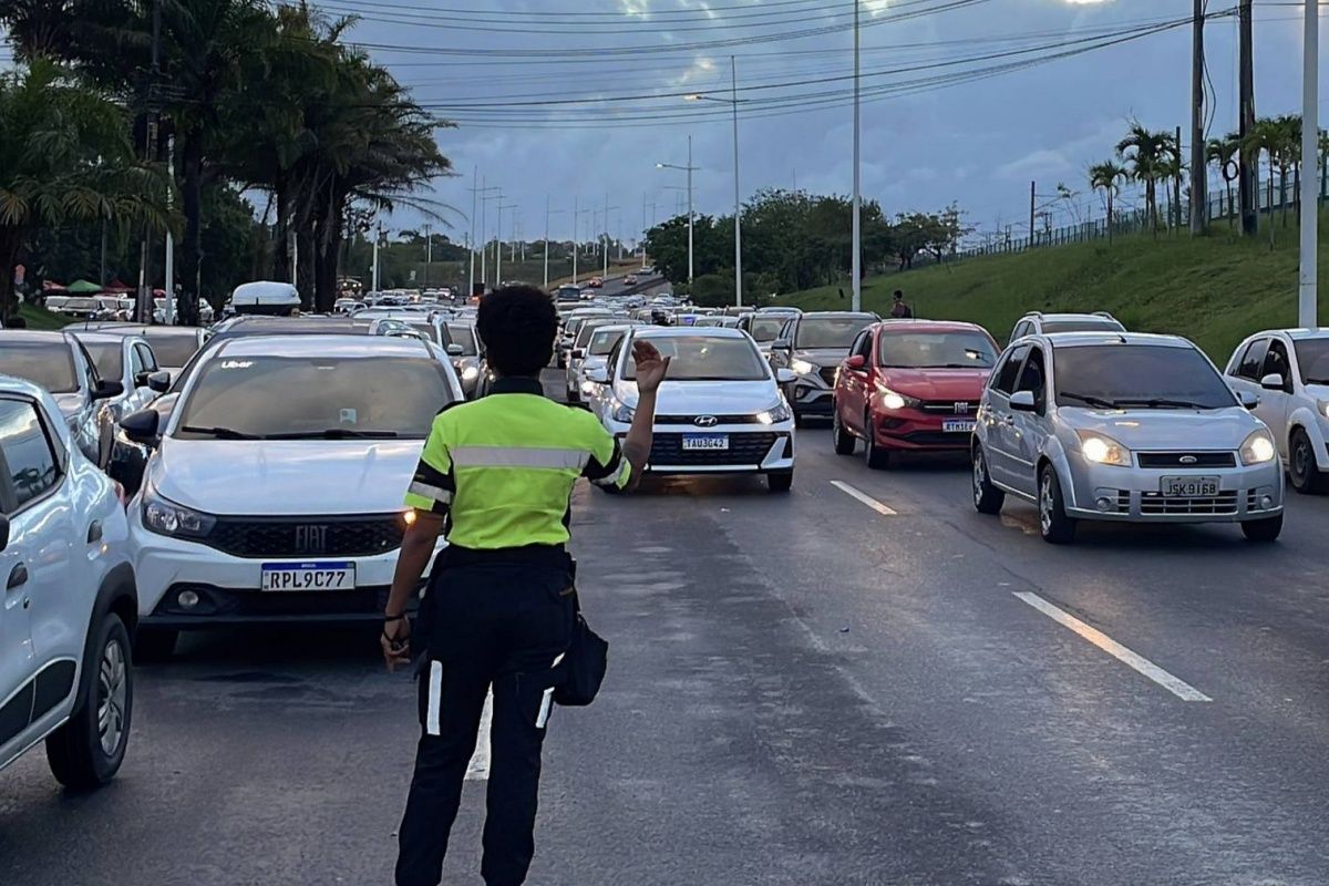 Barra, Ondina, Pituaçu, Amaralina e Itapuã estão entre as regiões de Salvador com interdições programadas no trânsito. Foto: Transalvador