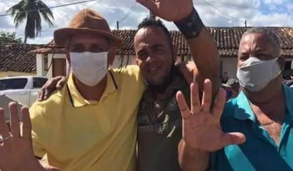 Prefeito de Iguaí é acionado pelo Ministério Público por promover evento com aglomeração de pessoas