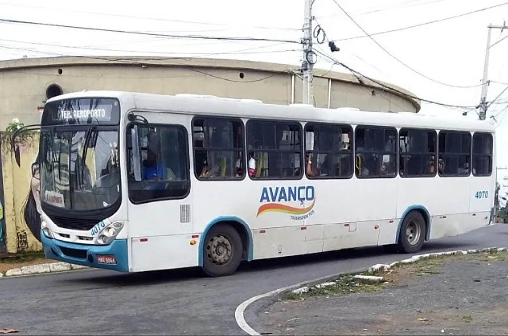 SEM ÔNIBUS: Rodoviários da Avanço vão parar na terça, diz sindicato