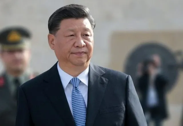 Guerra Comercial é intensificada e China aumenta tarifa para 125% aos EUA