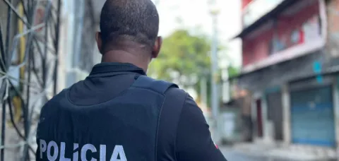 Policial militar de 36 anos foi preso nesta quarta-feira (10) durante a Operação Juramento Quebrado
