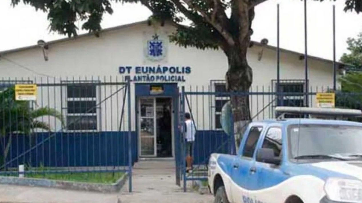 Delegacia De Eun&aacute;polis