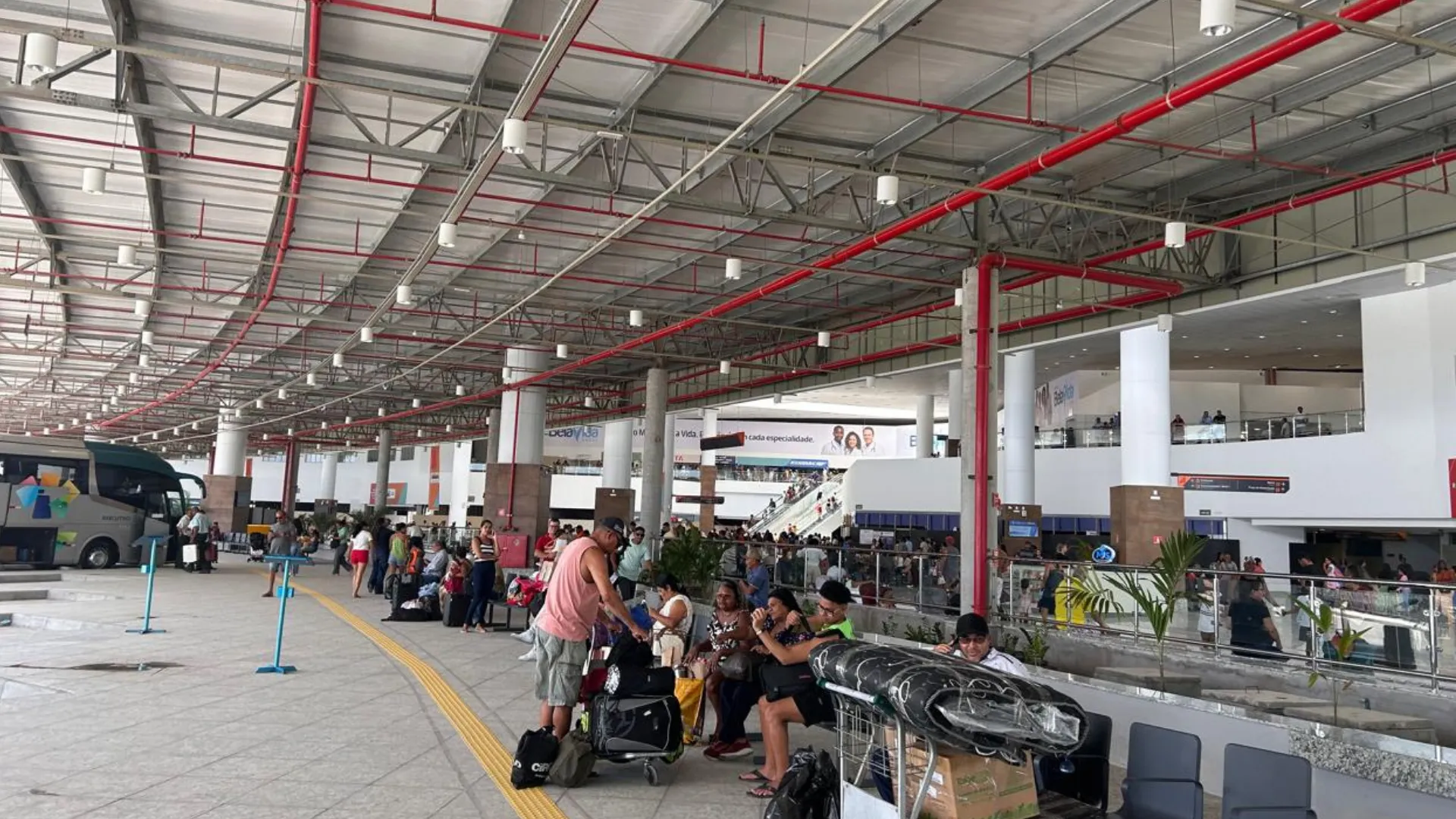 Elogios, dúvidas e adaptação: como foi o primeiro dia da nova Rodoviária