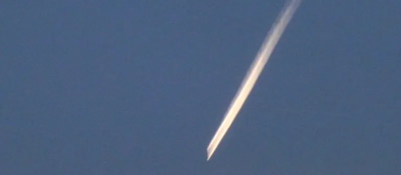 PISTAS: Meteorito se chocou na orla e fragmentos podem estar em Pituaçu, diz especialista
