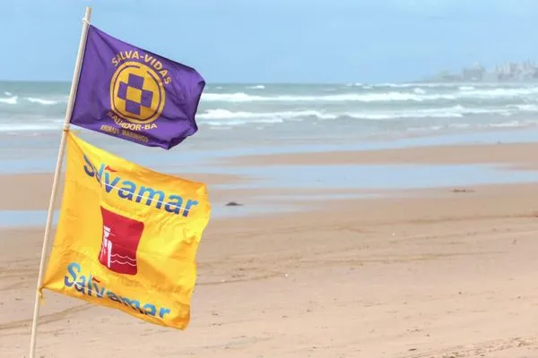 Corpo de jovem que se afogou na 'Praia do Cemitério' é encontrado