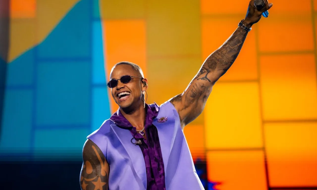 L&eacute;o Santana gravou audiovisual no Novembro Negro, em Salvador | Foto: Aleff Fera