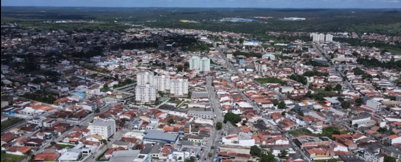 Dois homens morreram após um confronto com policiais militares nesta quinta-feira (18), em Alagoinhas, no nordeste da Bahia.
