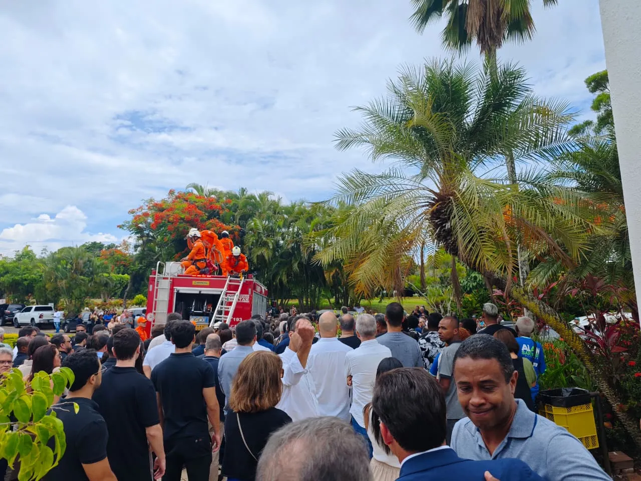 Deputado Alan Sanches é sepultado em Salvador após homenagem na Alba