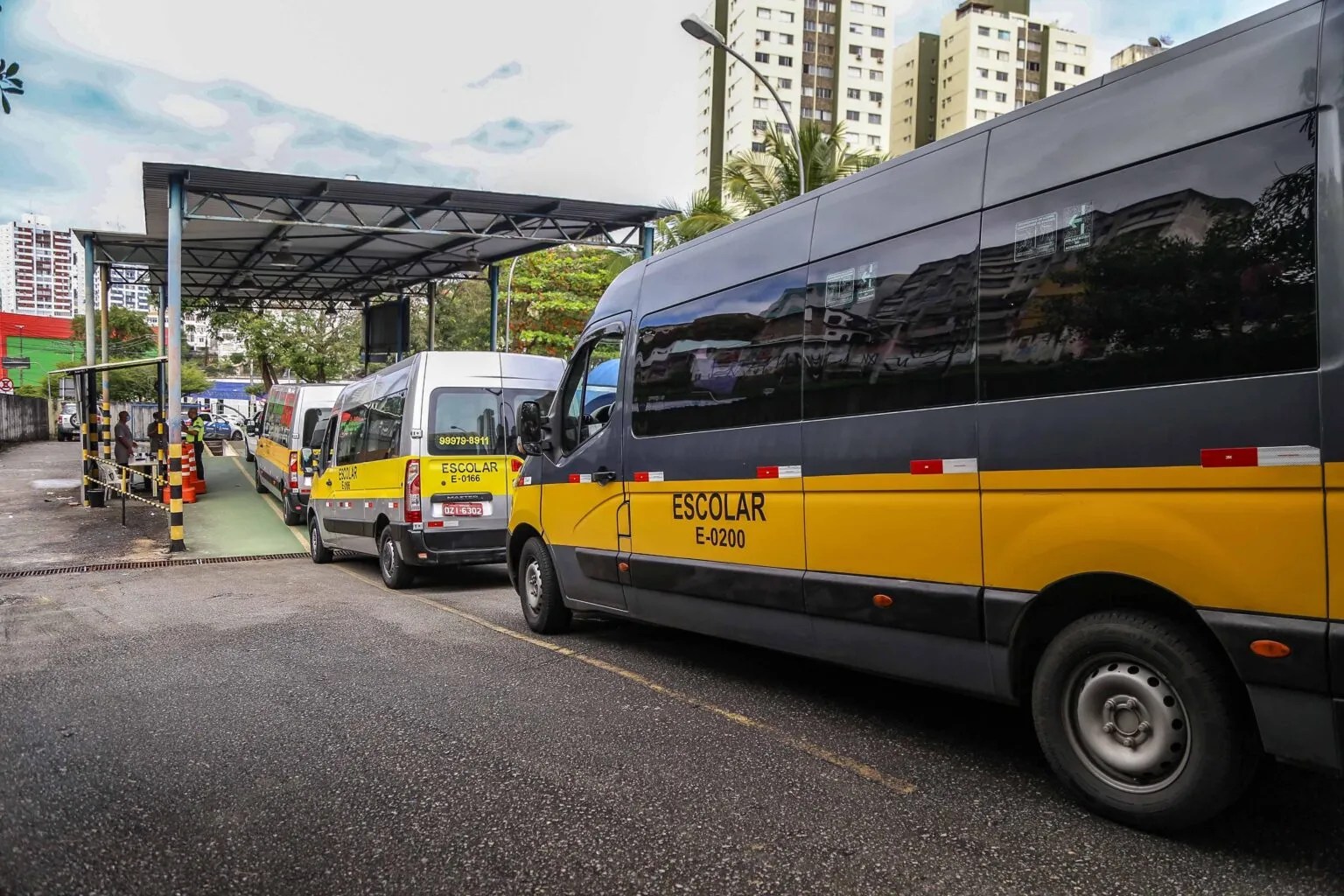 Novo decreto regulamenta atividade dos transportadores escolares em Salvador