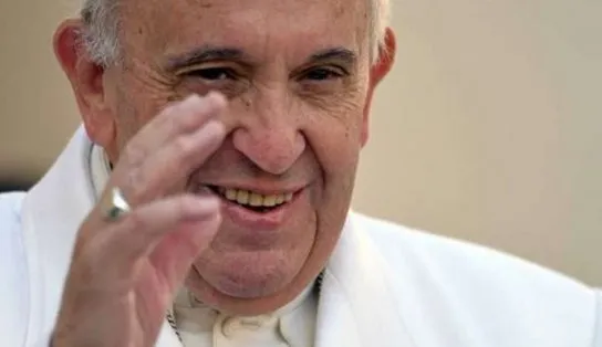 Pedido Divino: Papa pede às pessoas que se vacinem contra a Covid-19 para "o bem de todos"