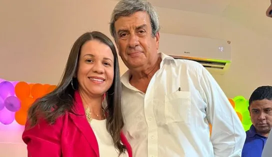 Em Feira, prefeito diz que Vânia Silva, viúva de Lázaro, 'representa o espaço da mulher'