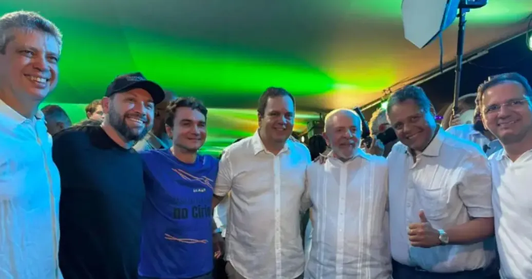 Lula se encontra com Elmar Nascimento e Antônio Brito durante o Círio de Nazaré