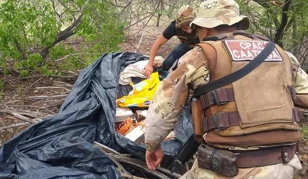 Quadrilha é flagrada com 50 Kg de artefatos explosivos; dois foram presos na ação