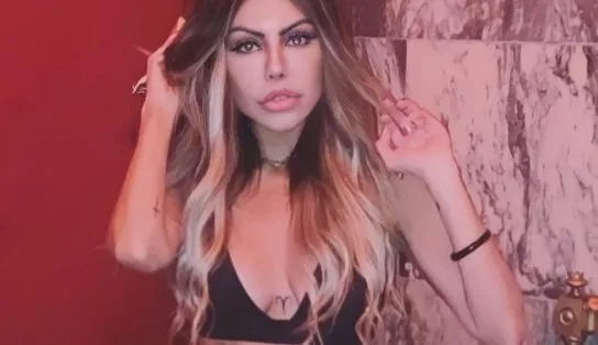 Fiscalização feita por ex-ator pornô, modelo dando "piti" e banda famosa tocando: detalhes de festa clandestina chamam a atenção