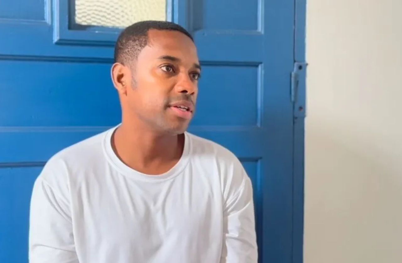 Robinho Ex Jogador Foi Condenado Pela Justiça Italiana a 9 Anos De Prisão You Tube Reprodução