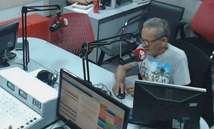 Comentarista é demitido após fala machista; "Quem não gostar, tire a calcinha e pise em cima"