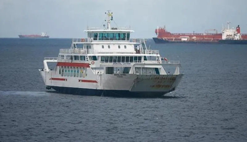 FERRY-BOAT: Quatro embarcações realizam viagens nesta manhã; Movimento é tranquilo